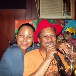 Meet your Posher, Hanje